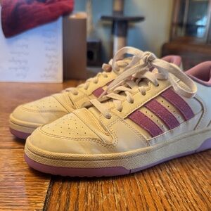 Adidas women’s Break start